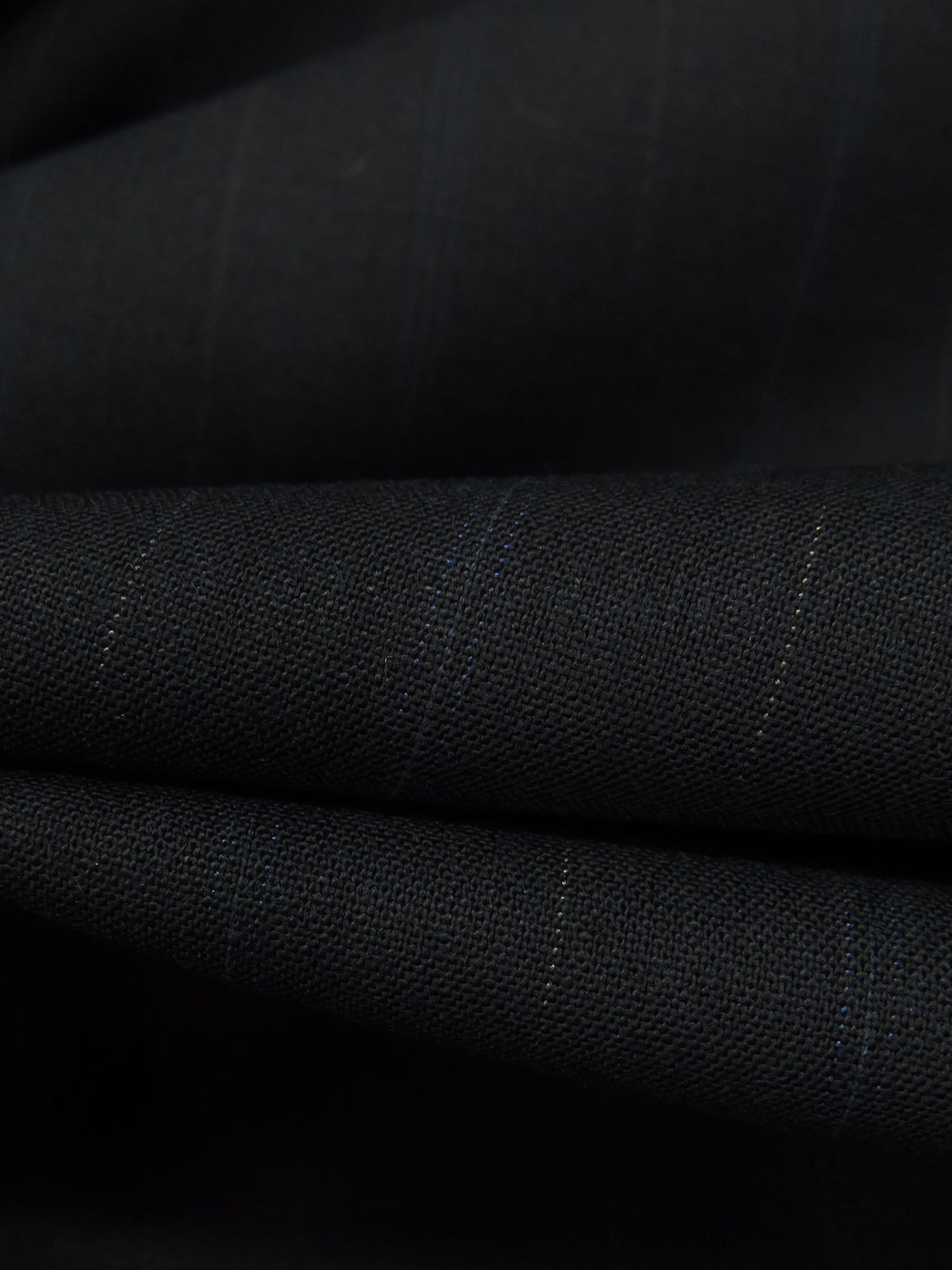 Cool Black/Midnight Navy/Grullo 100% Worsted Wool Vertical Pinstripe Weave Tropical Weight Suiting 61W