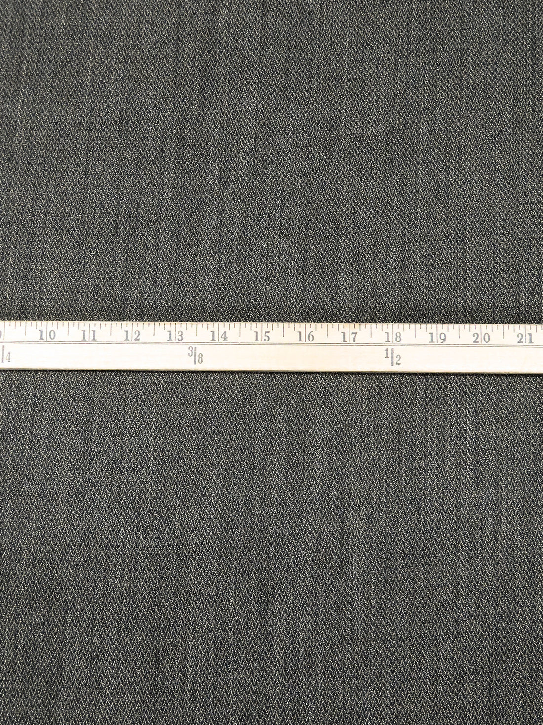 Dark Charcoal Gray/Beige 100% Worsted Wool Herringbone Weave Crepe Suiting 58W