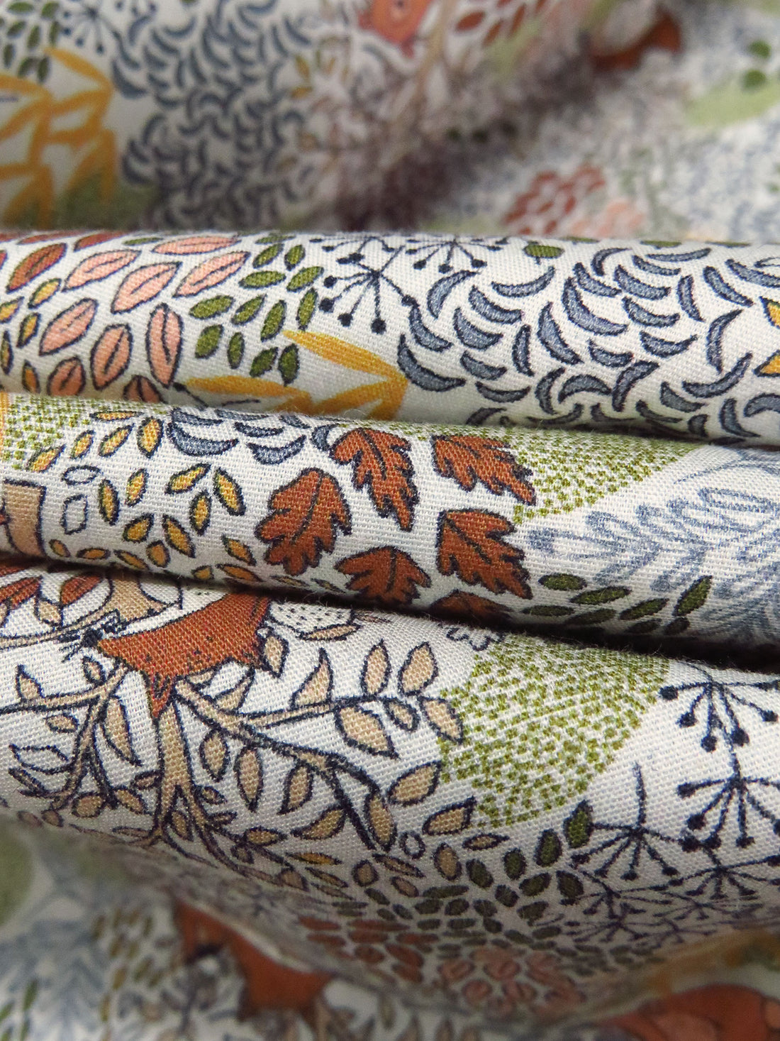 Copper Red/Amber/Olive/Multi 100% Cotton Woodland Critters Print Shirting 57W