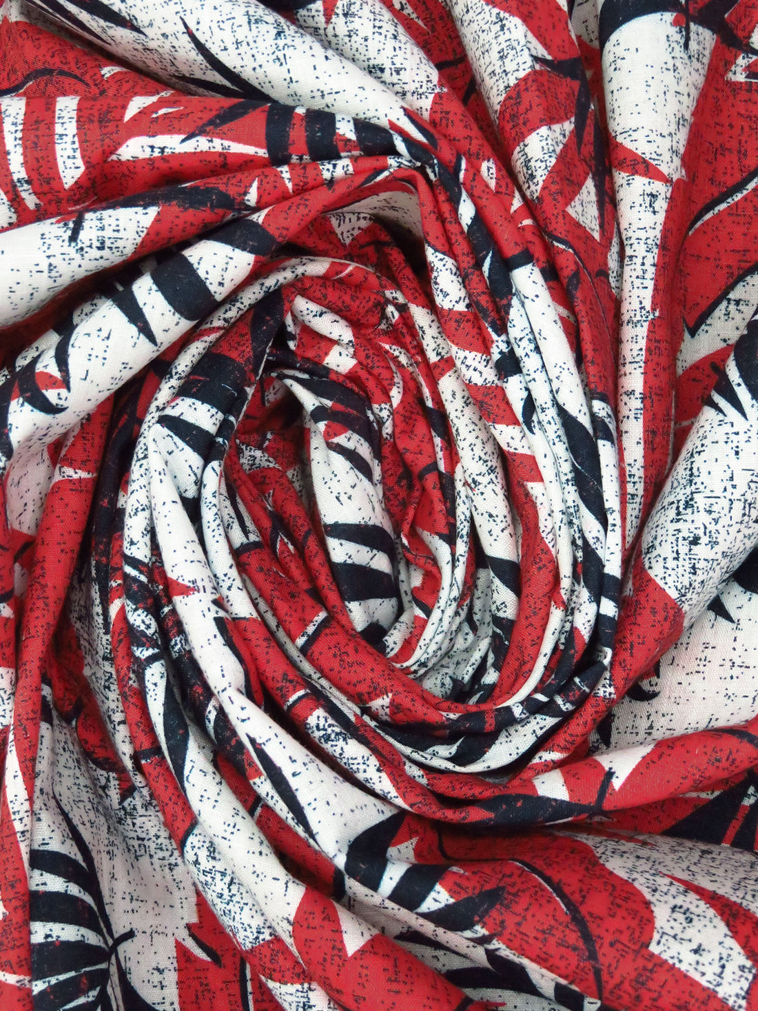 Jasper Red/White/Midnight Navy 100% Cotton Tropical Leaf Print Slubbed Lawn 57W