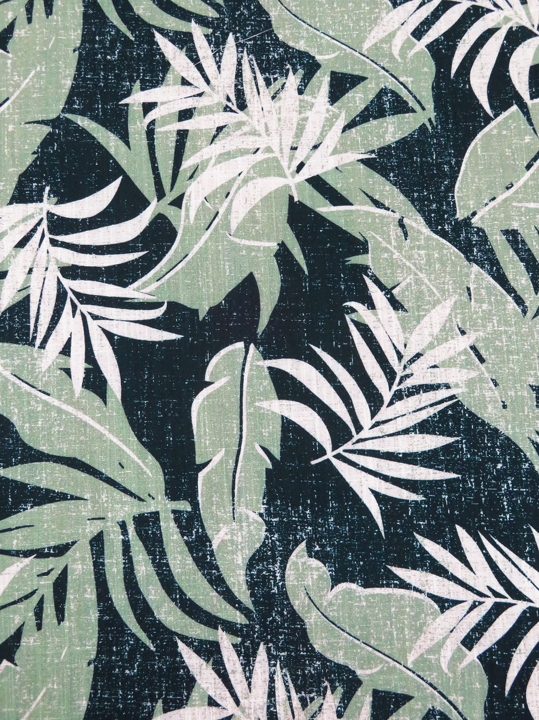 Dusty Celadon/White/Dark Jungle Green 100% Cotton Tropical Leaf Print Slubbed Lawn 57W
