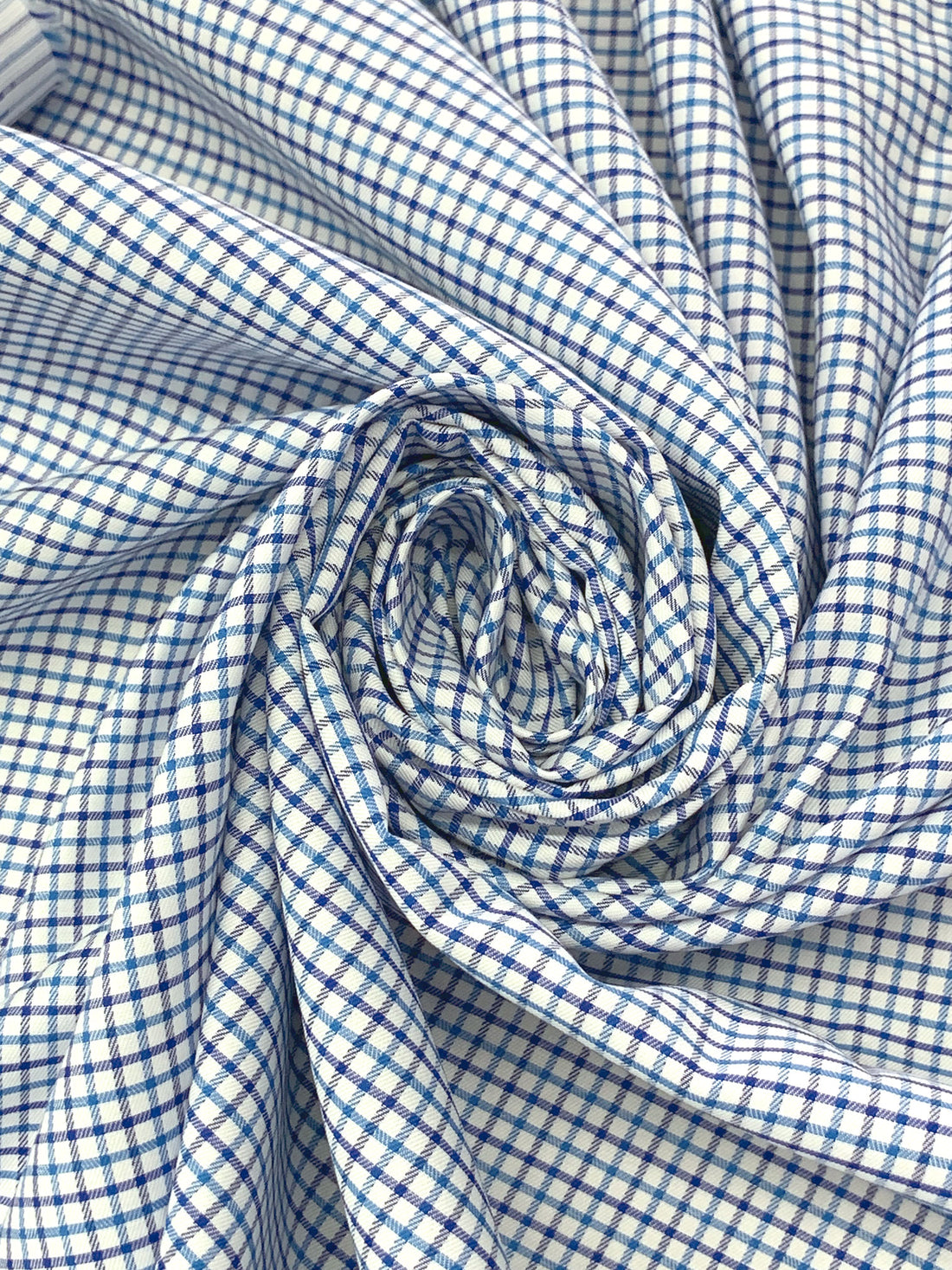 Dark Lapis Blue/White/Shadow Blue 100% Cotton Small Windowpane Plaid Weave Shirting 56W