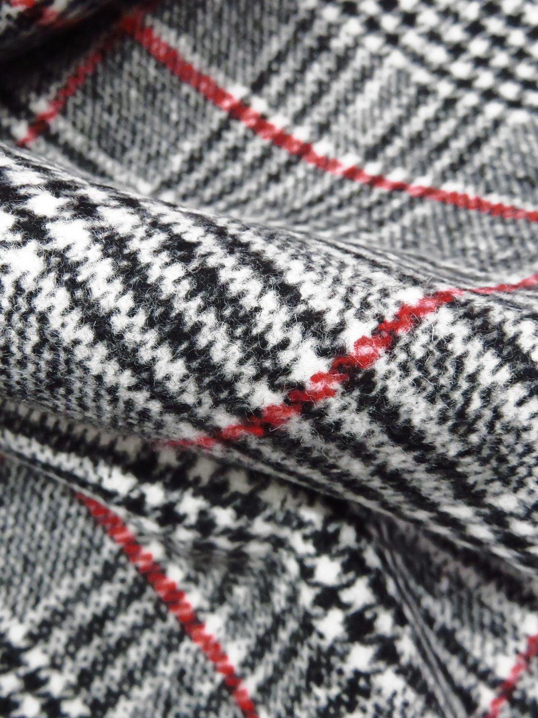 Black/Off-White/Dark Red Wool/Polyester Plaid Weave Coating 59W