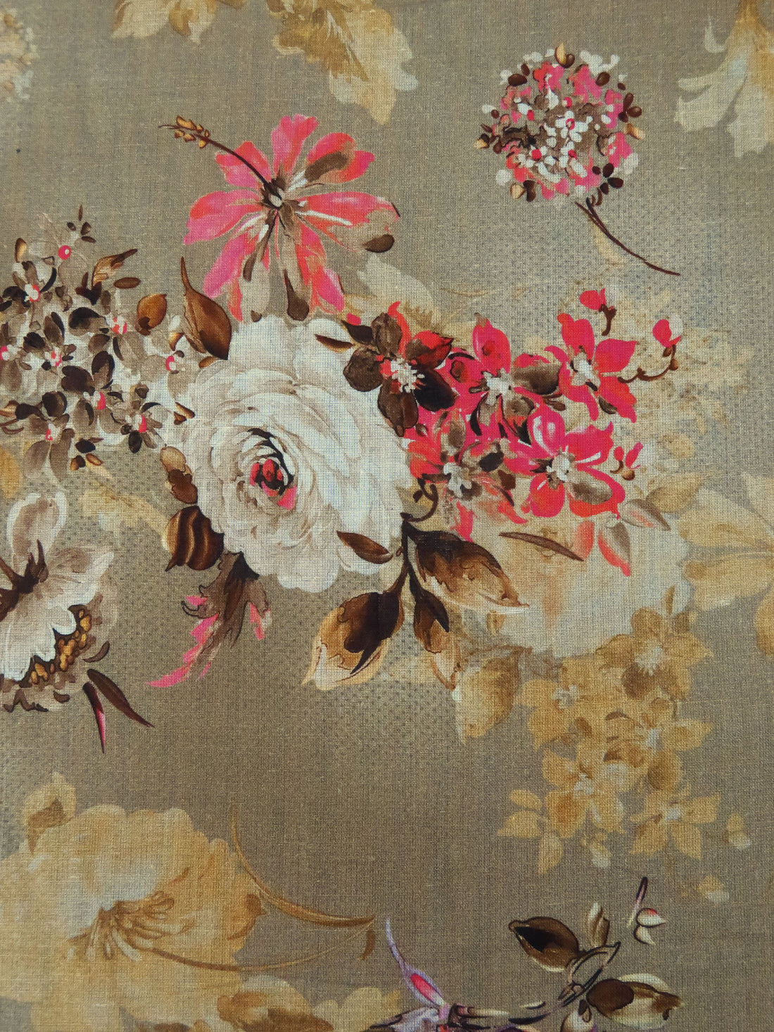 Tan/Taupe/Dark French Pink/Multi 100% Cotton Floral Clusters Print Lawn 58W