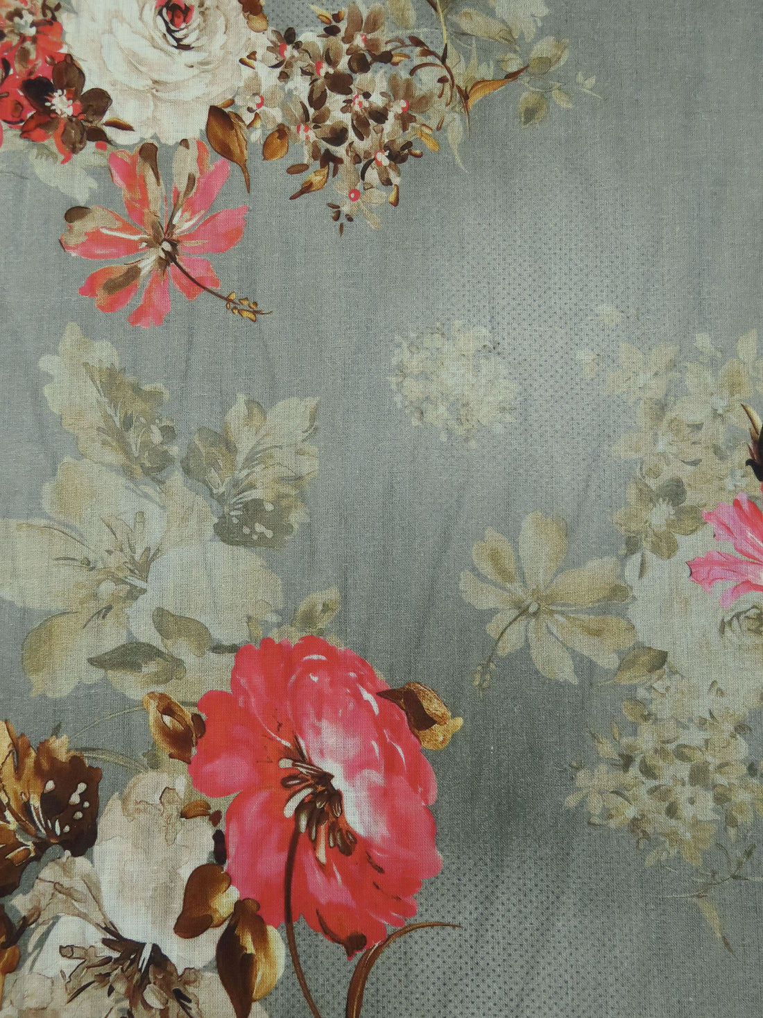 Cloud Gray/Sand/Coral/Multi 100% Cotton Floral Clusters Print Lawn 57W