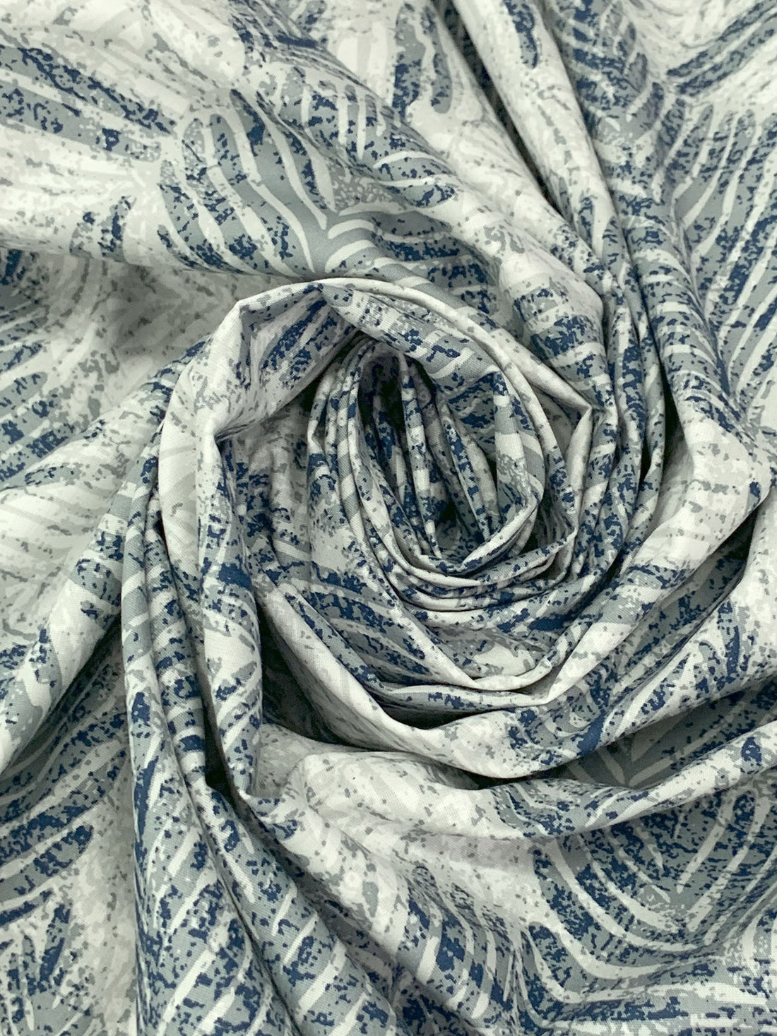 Dolphin Gray/Navy/Alabaster 100% Cotton Rugged Floral Print Poplin Shirting 58W