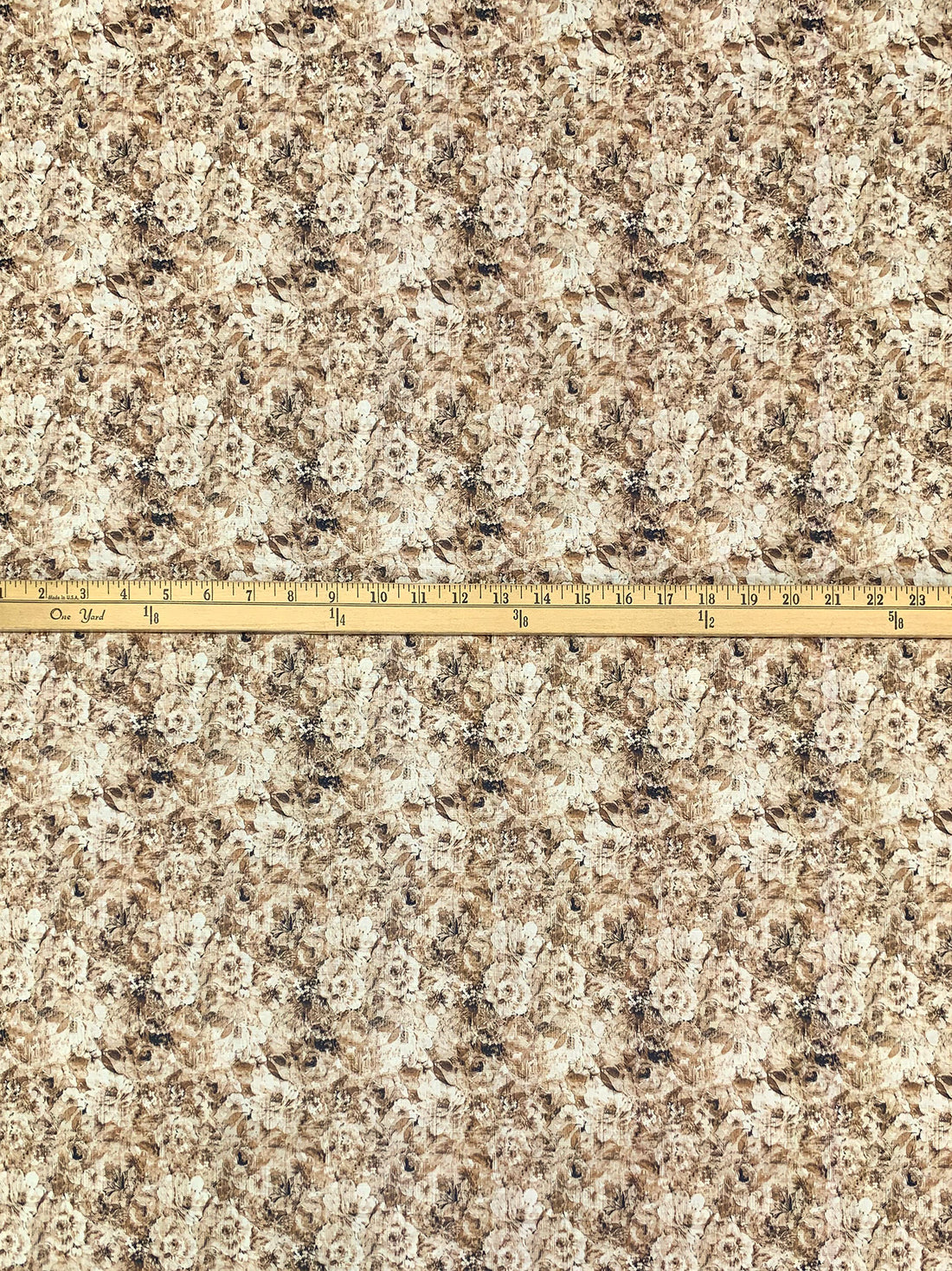 Walnut Brown/Off-White/Soft Tan Cotton/Linen Floral Print Slubbed Shirting 56W