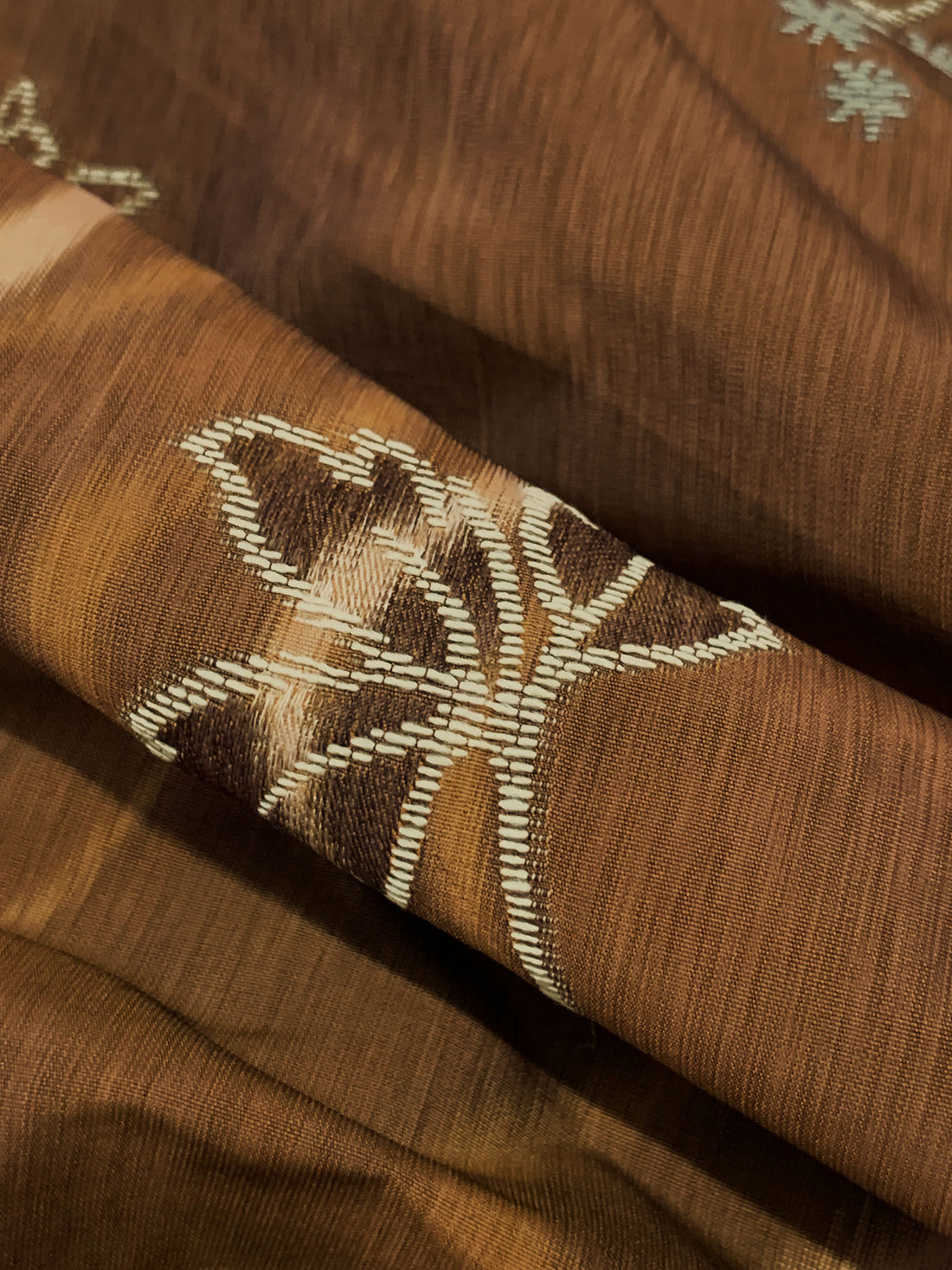 Sepia Brown/Antique Gold/Beige 100% Polyester Floral Weave Jacquard Taffeta - NY Designer - 59W