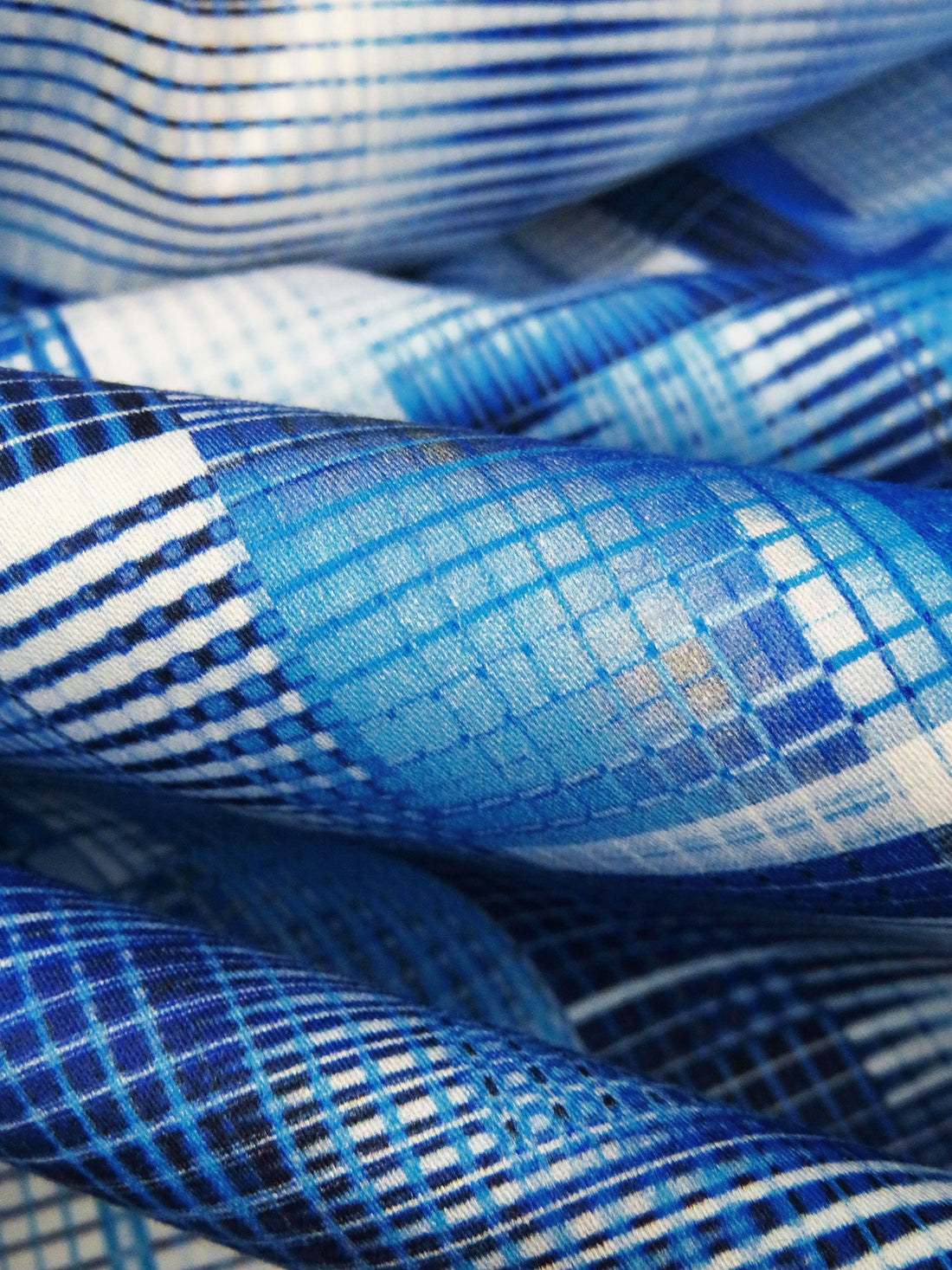 Dark Blue/Sky Blue/White/Multi Cotton/Lycra Abstract Print Sateen Shirting 53W