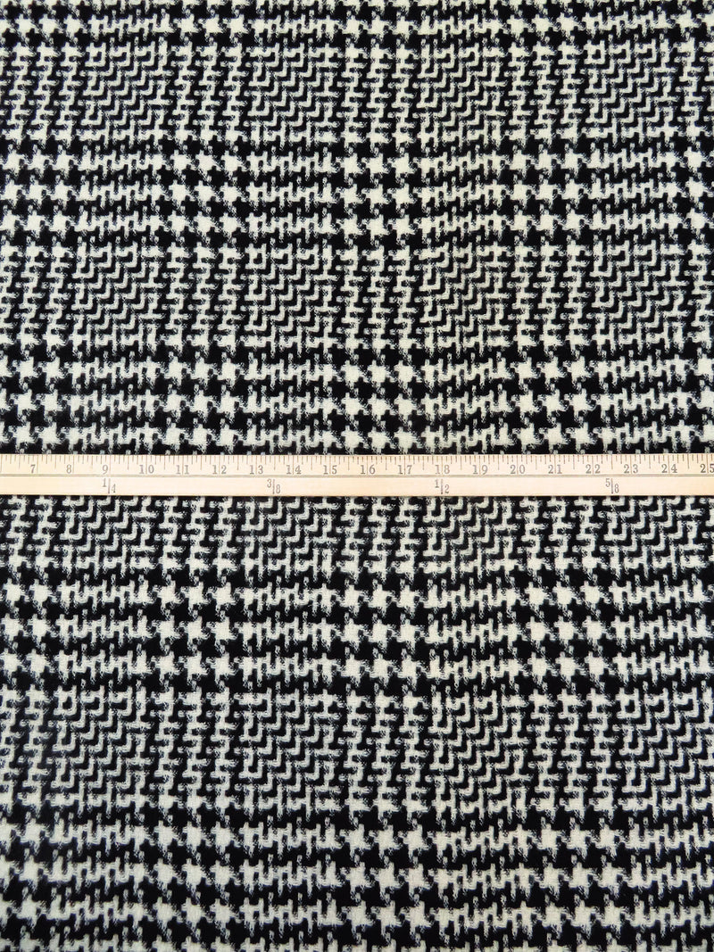 Black/Cream Wool/Nylon Houndstooth Plaid Weave Coating 56W