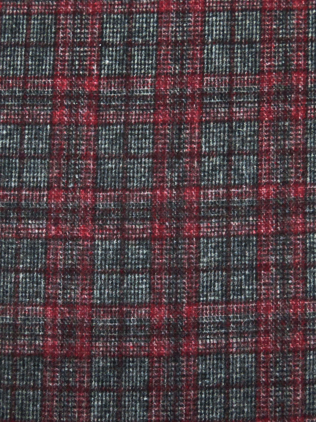 Black/White/Maroon Wool/Polyester Plaid Weave Flannel Suiting 59W