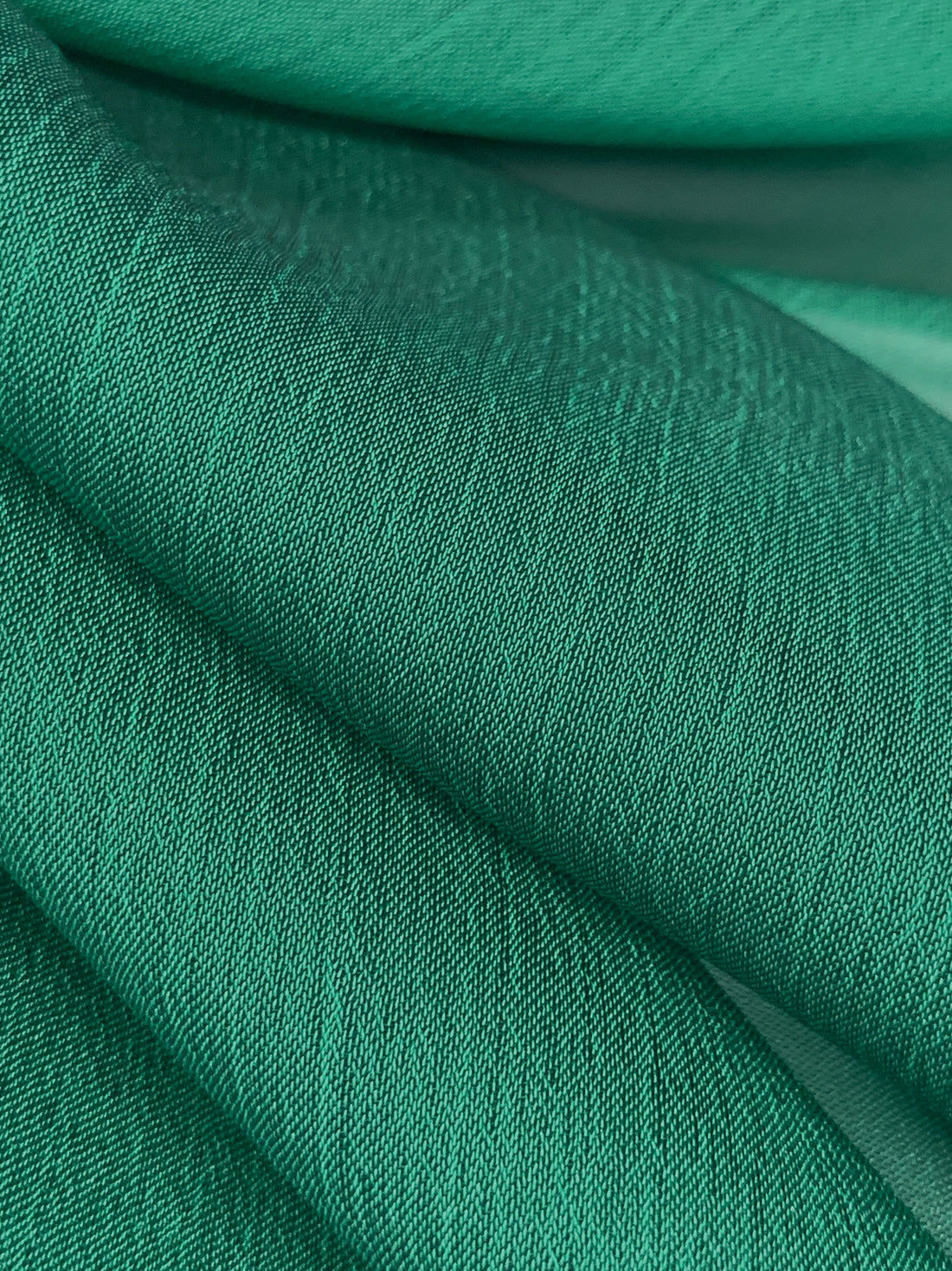 Soft Cyan Green/Black 100% Polyester Iridescent Chiffon 56W