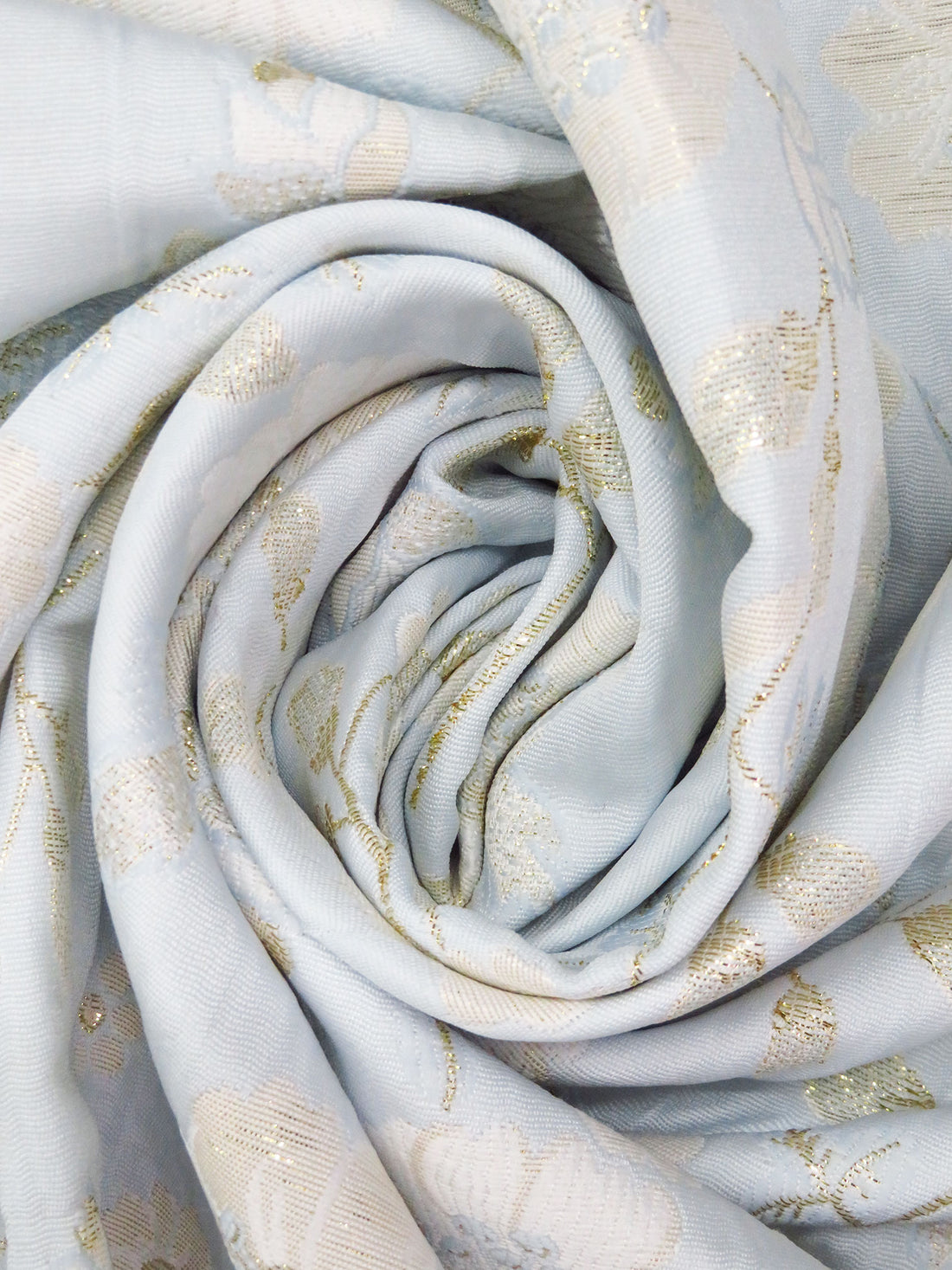 Ice Blue/White/Gold Polyester/Metallic Floral Weave Jacquard 44W