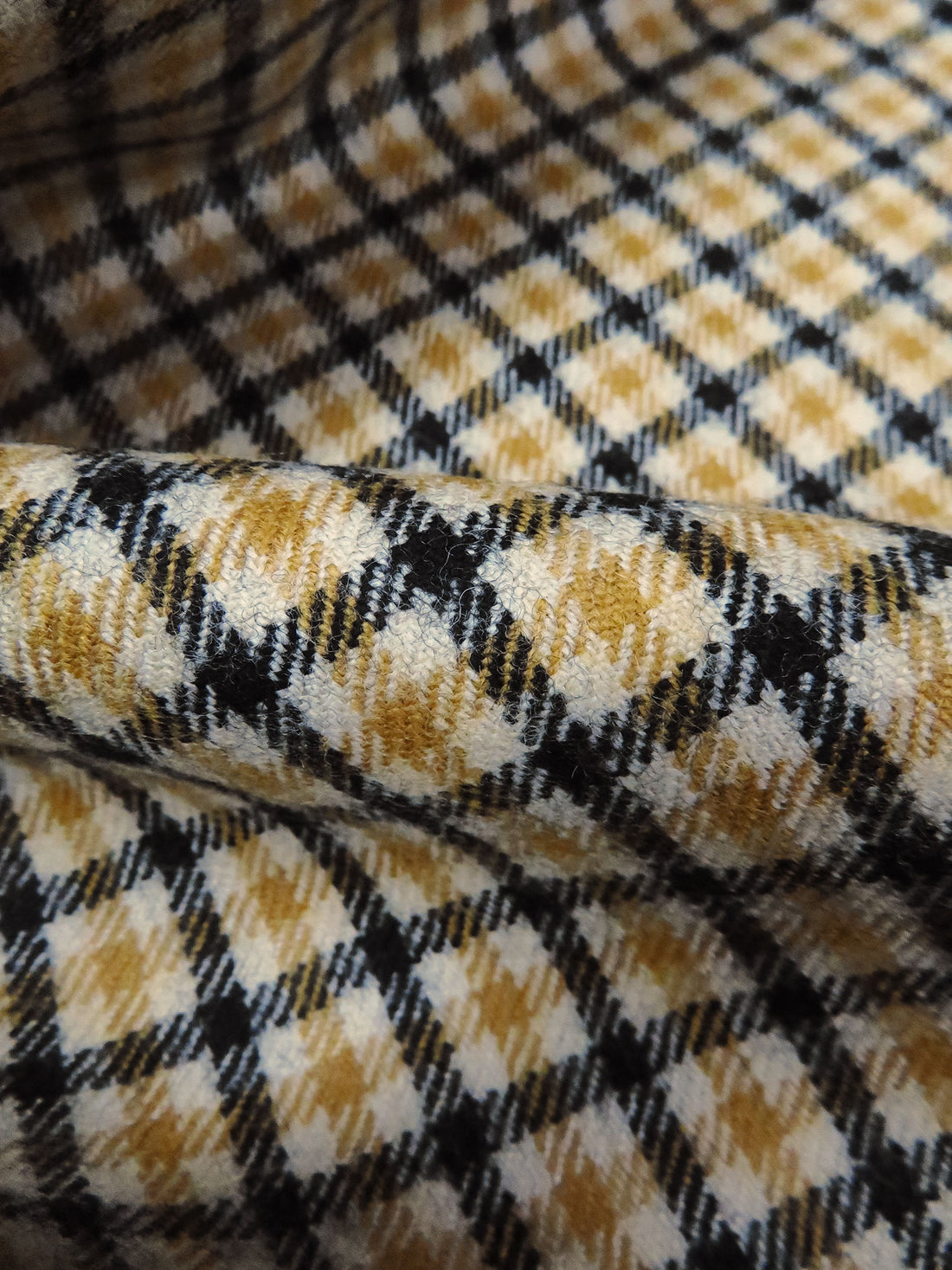 Muted Dark Goldenrod/Black/Oat 100% Wool Mini Plaid Weave Flannel Suiting - Imported From England - 54W