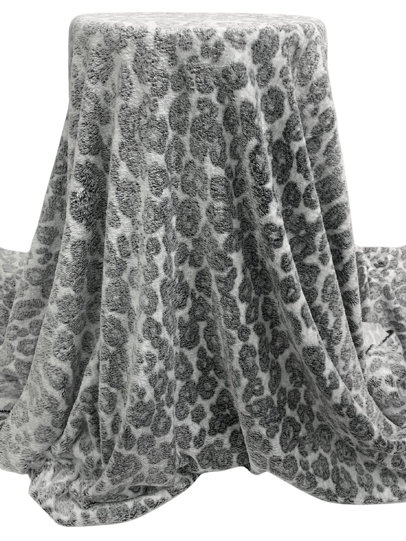 White/Black 100% Polyester Animal Design Furry Fleece 60W