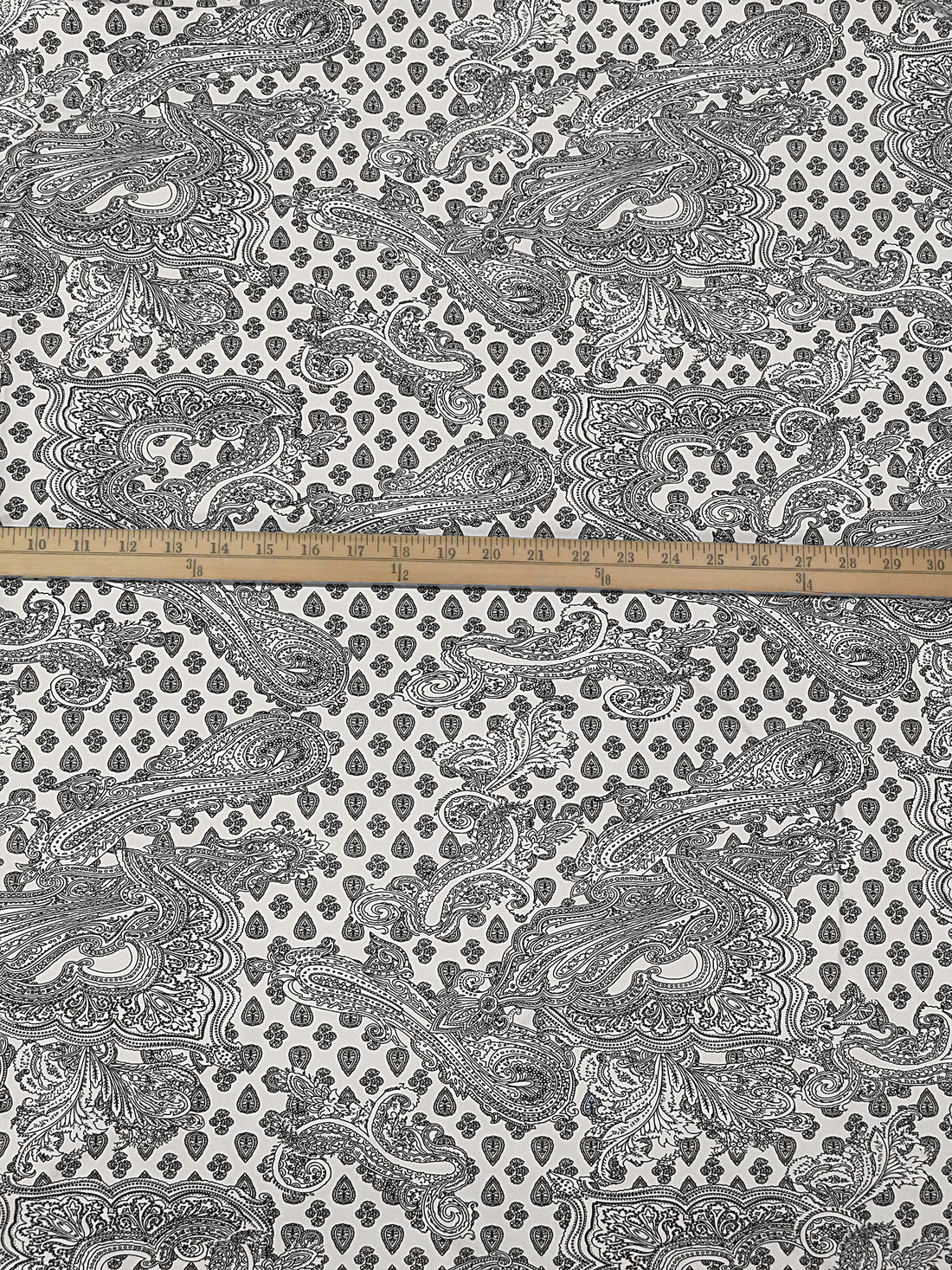 Black/Off White Rayon/Nylon/Lycra Ornate Paisley Scroll Print Stretch Bengaline Suiting 57W