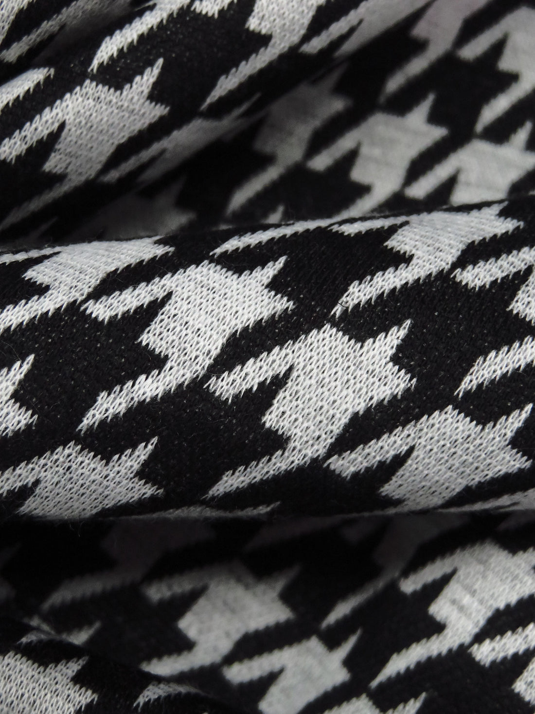 Black/Light Gray 100% Polyester Large Houndstooth Weave Double Knit 56W