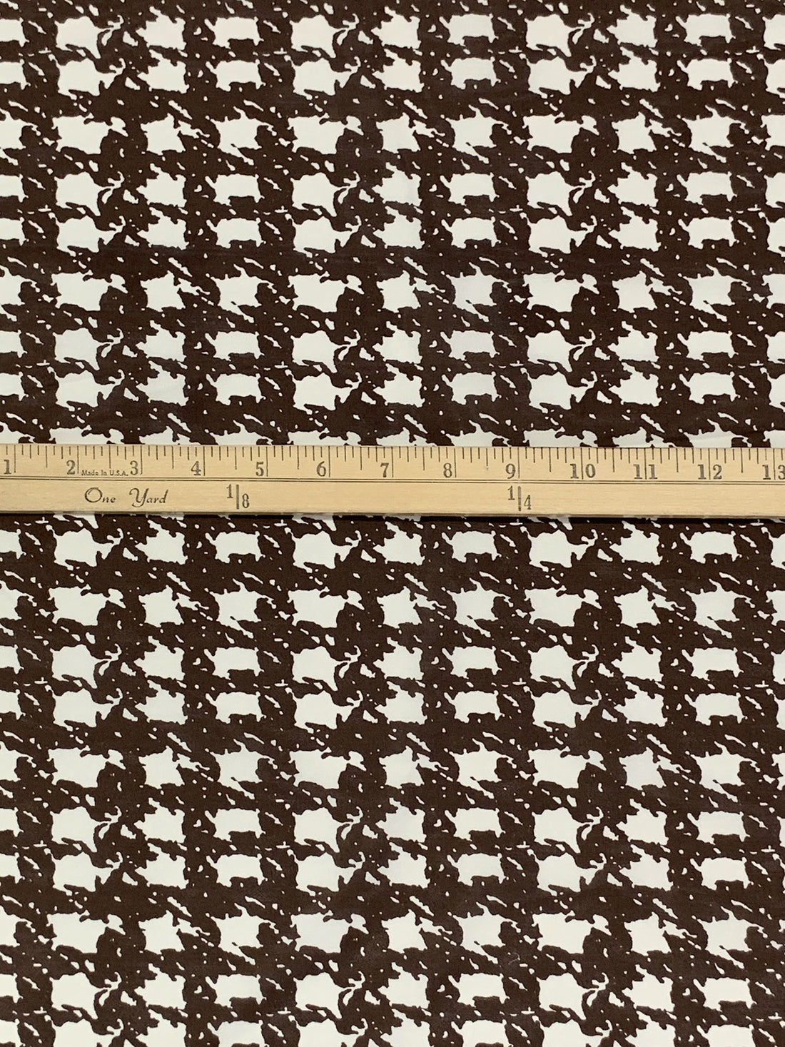 Cocoa Brown/Off-White 100% Silk Abstract Houndstooth-Look Print Crepe de Chine - NY Designer - 44W