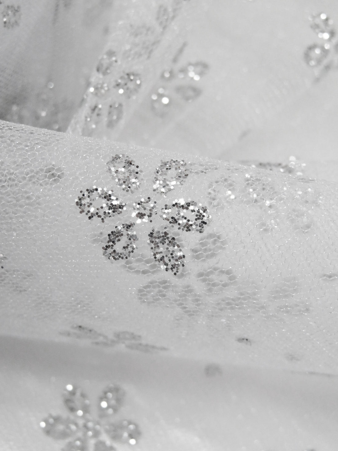 Silver 100% Nylon Floral & Dot Glitter Netting 60W