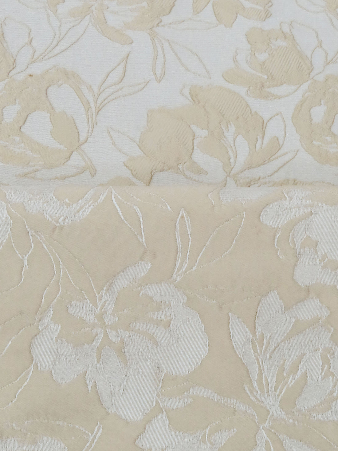 Shortbread/Ivory Polyester/Nylon Floral Jacquard Woven 46W