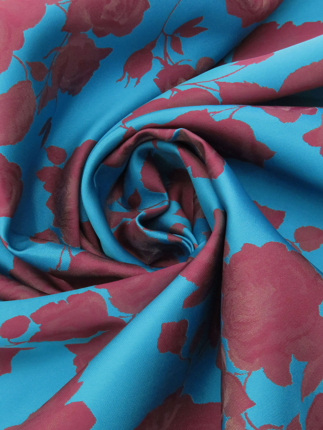 Pacific Blue/Berry Wine 100% Polyester Rose Jacquard Woven 59W