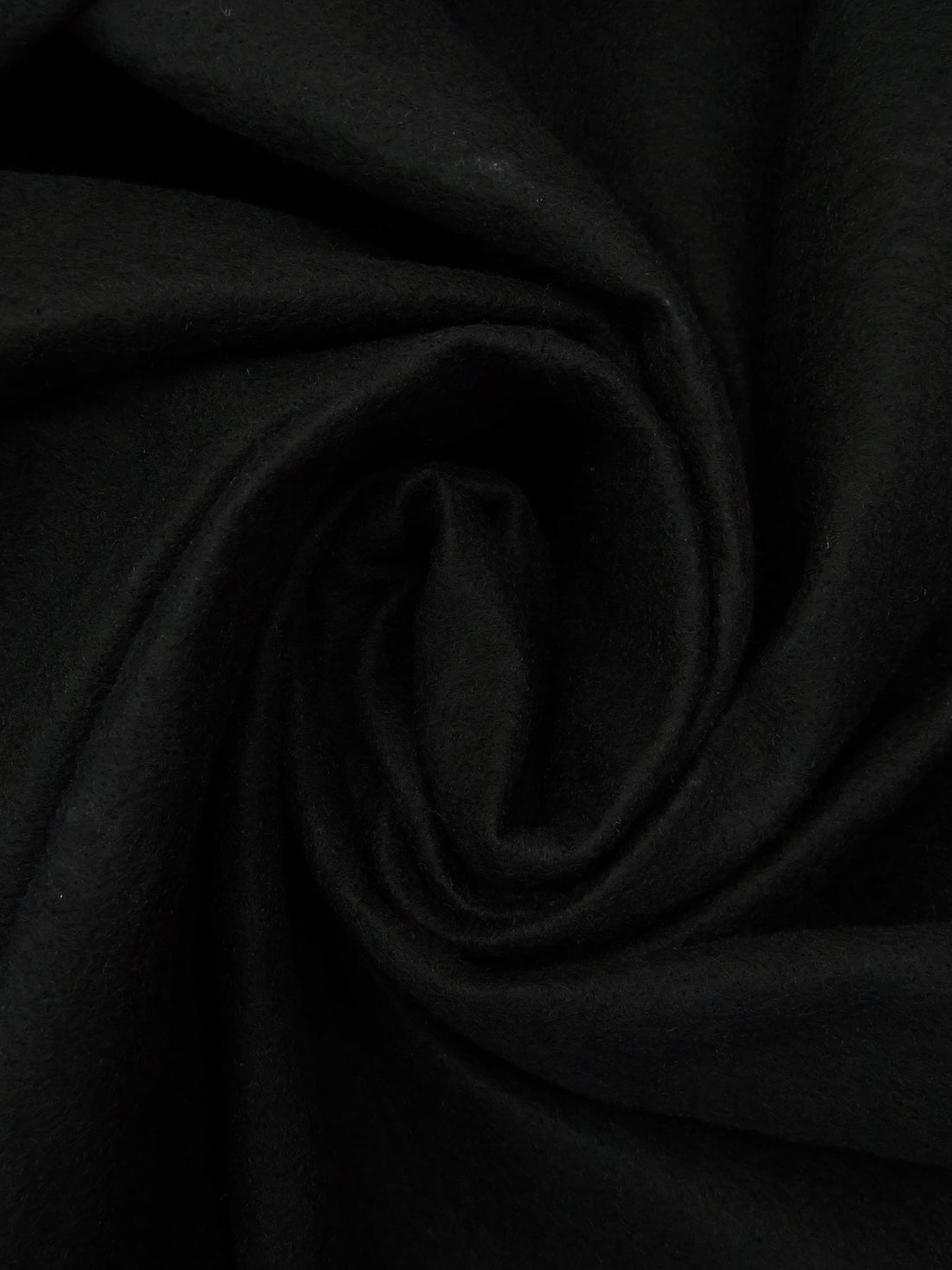 Black 100% Polyester Insulated Fleece Coat Interlining 56W