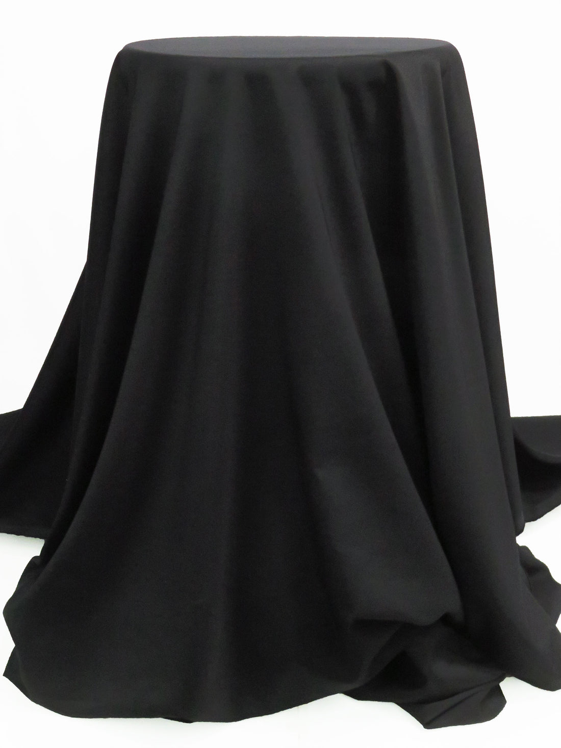 Obsidian Black 100% Polyester Lining 46W