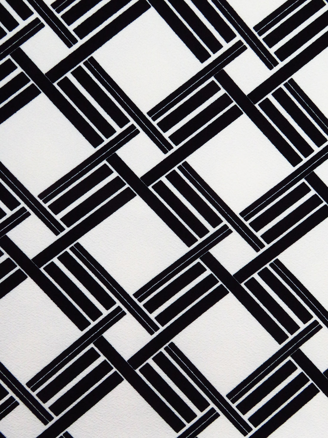 Ink Black/Eggshell White Polyester/Lycra Geometric Print Liverpool Double Knit 64W