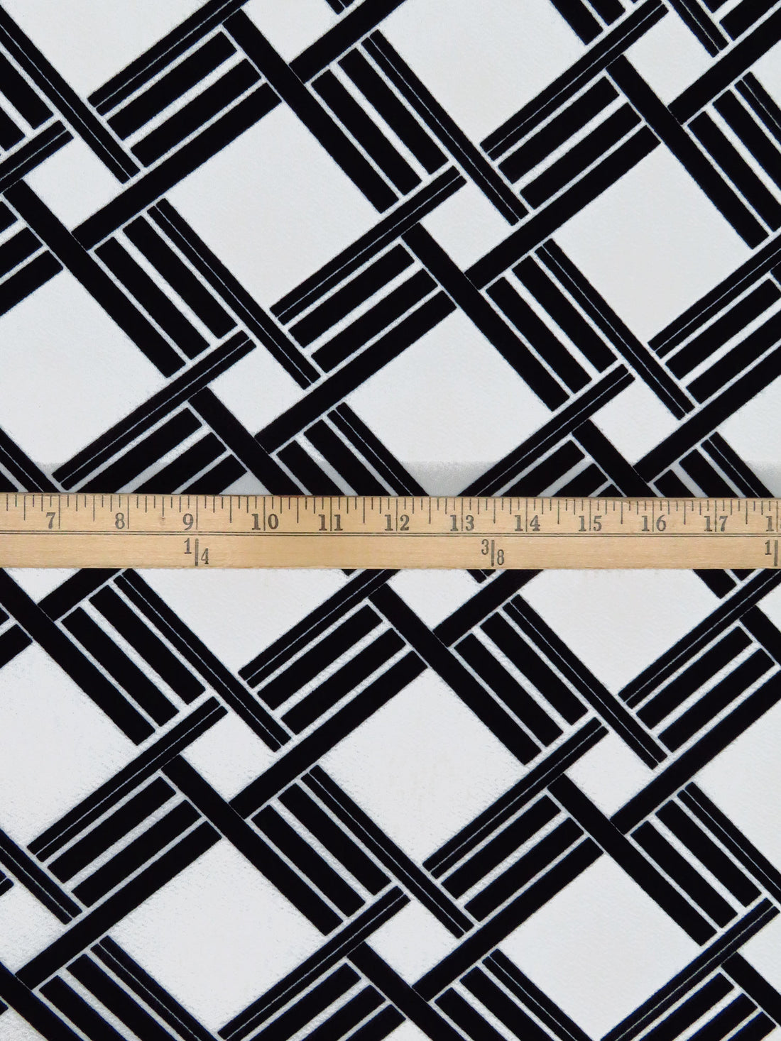 Ink Black/Eggshell White Polyester/Lycra Geometric Print Liverpool Double Knit 64W