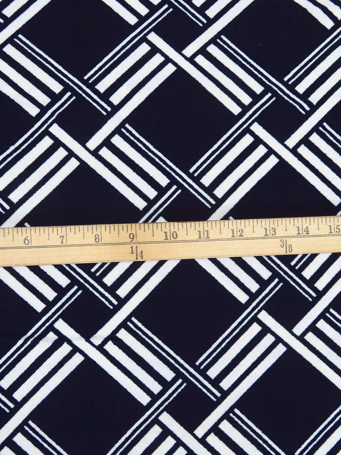 Navy Blue/Pure White Polyester/Lycra Geometric Print Liverpool Double Knit 61W