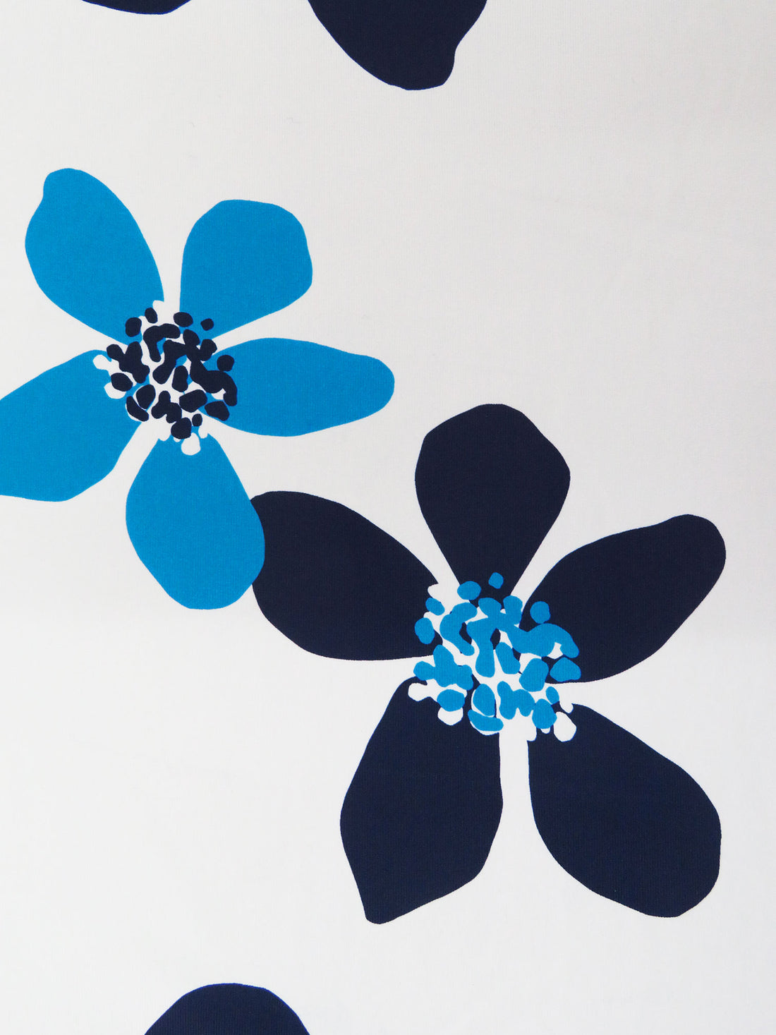 Cyan Cornflower Blue/Navy Blue/Snow White Nylon/Lycra Floral Print Jersey Knit 59W