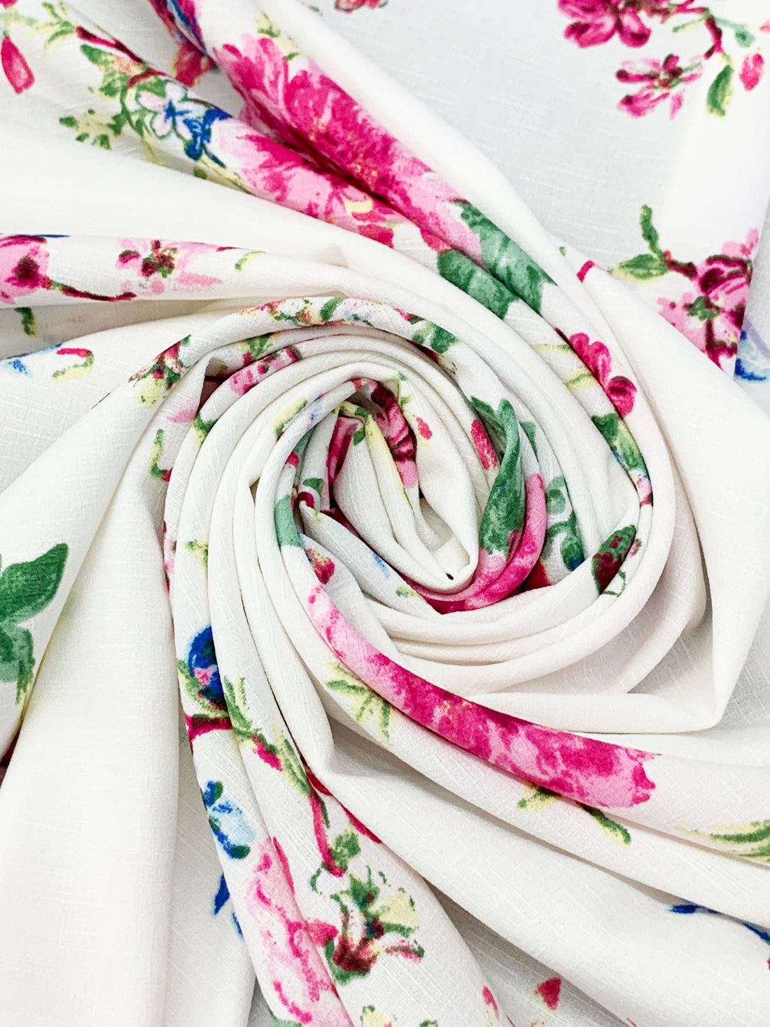 White/Cobalt/Cerise/Multi Polyester/Lycra Floral Print Linen-Look Blouse Weight Woven 57W