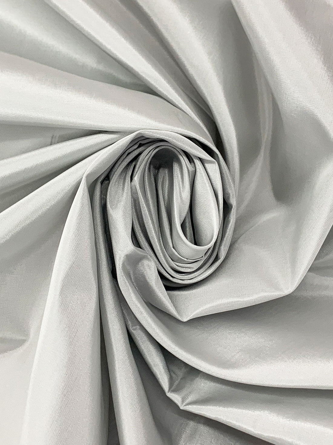 Soft Gray/White Acetate/Rayon Iridescent Taffeta - NY Designer - 60W