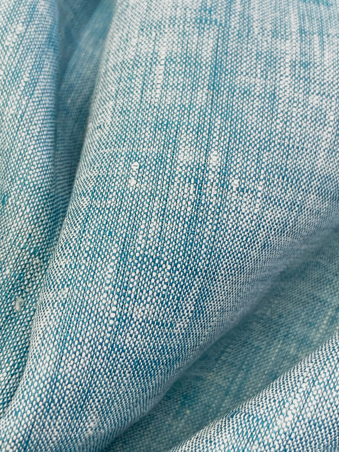 Moonstone Blue/White 100% Linen Light-Weight Yarn-Dyed Chambray Linen 58W
