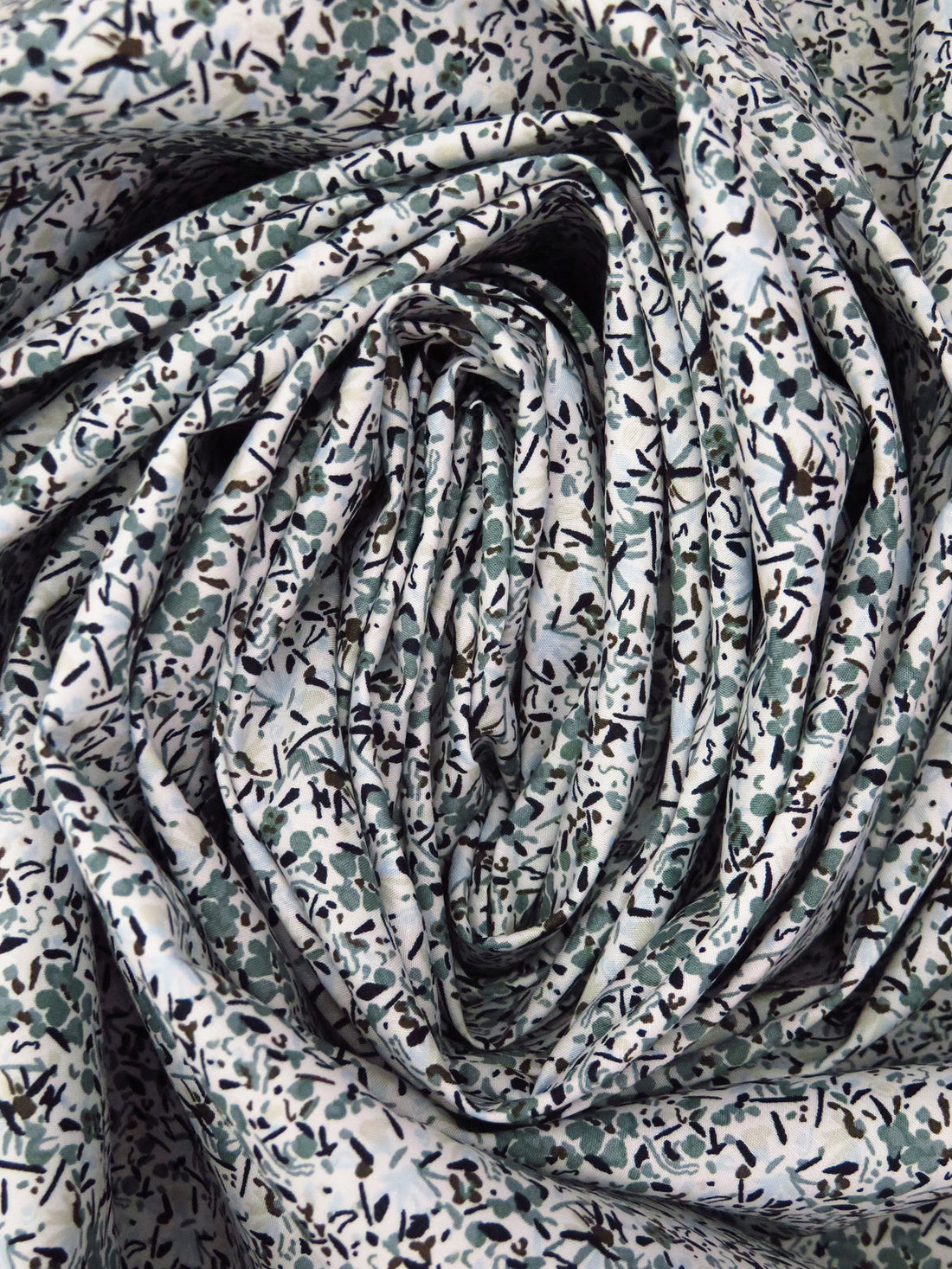 White/Pale Sky Blue/Xanadu/Multi Cotton/Lycra Abstract Print Poplin Shirting 54W