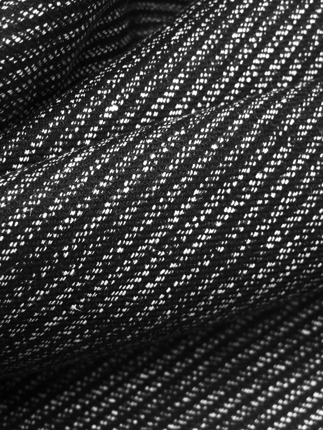 Black/White 100% Linen Heathered Small Vertical Stripe Weave Suiting 56W