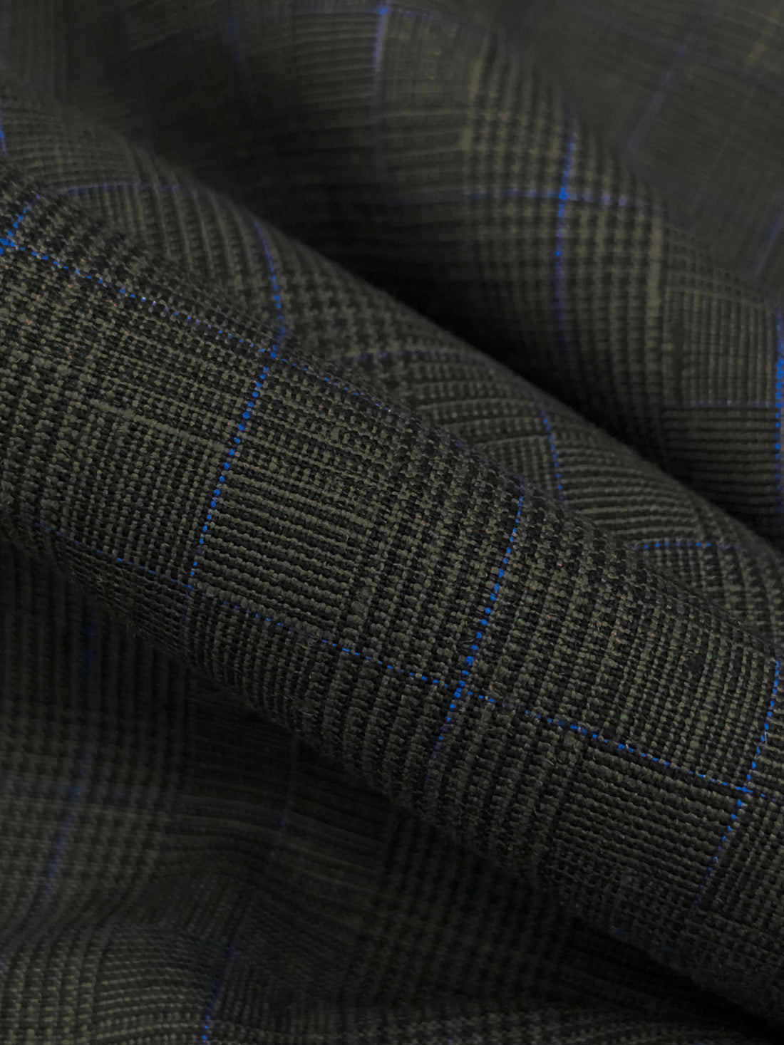Gray/Black/Cobalt Blue 100% Linen Yarn-Dyed Plaid Shirt Weight Woven 58W