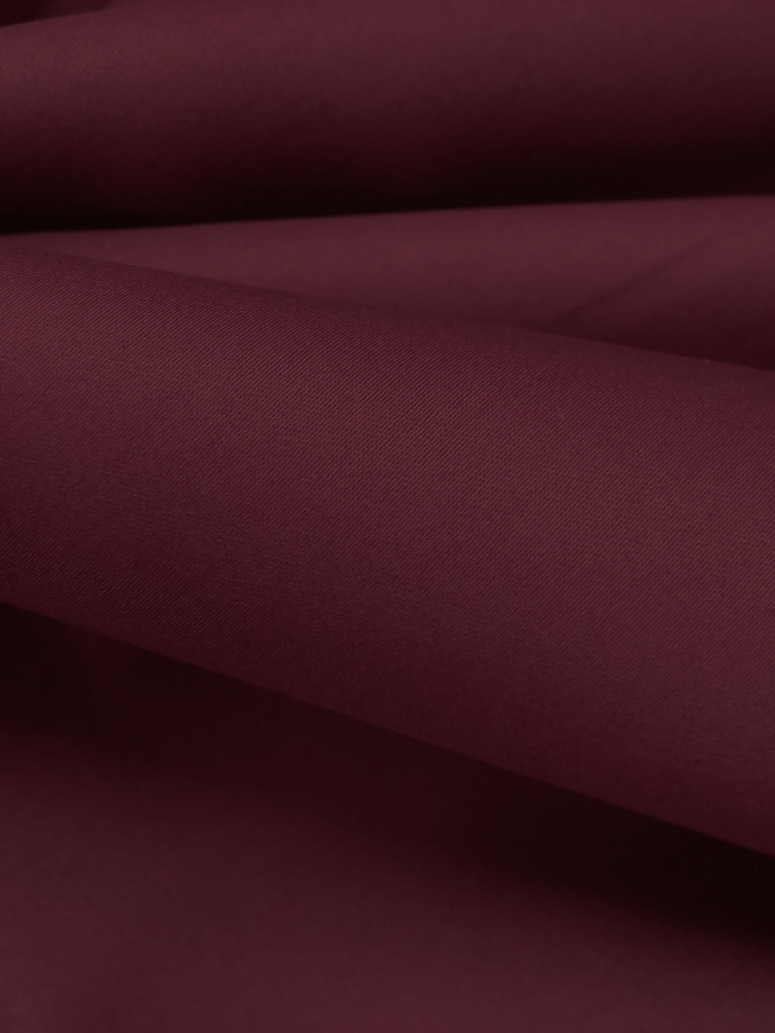 Dark Claret 100% Cotton Sateen Shirting 56W