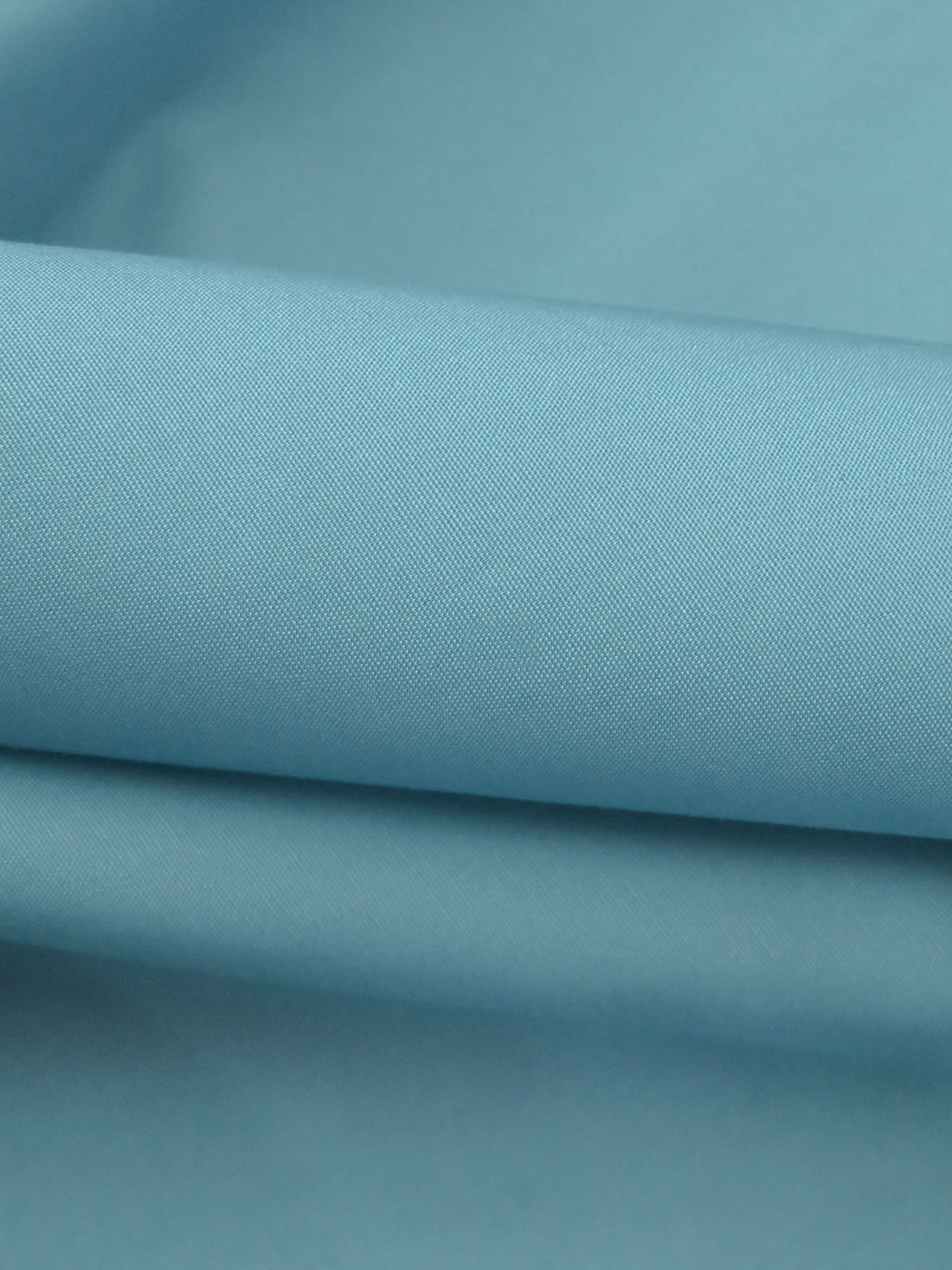 Pewter Blue 100% Cotton Broadcloth Shirting 57W