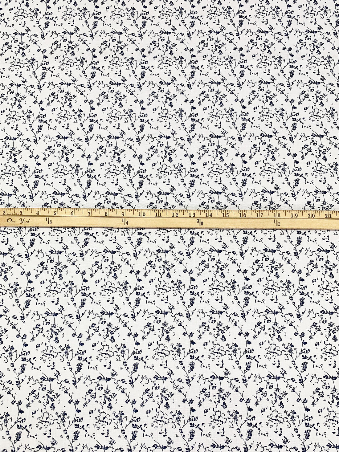 White/Navy 100% Cotton Floral Branches Print Diamond Weave Shirting 61W