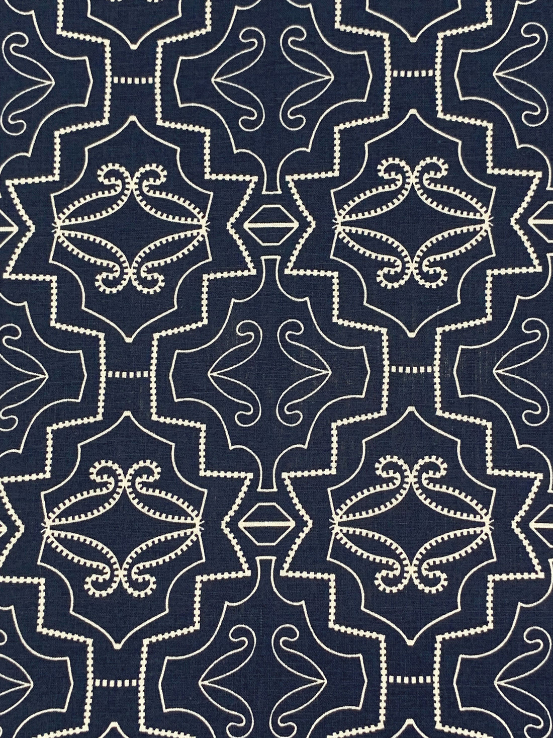 Dark Imperial Blue/Off-White 100% Linen Geometric Medallion Print Shirt Weight Woven 51W