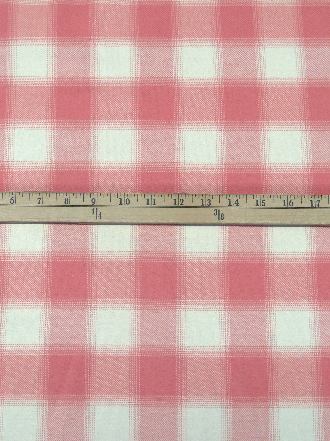 New York Pink/Off-White 100% Cotton Plaid Weave Flannel Shirting 57W