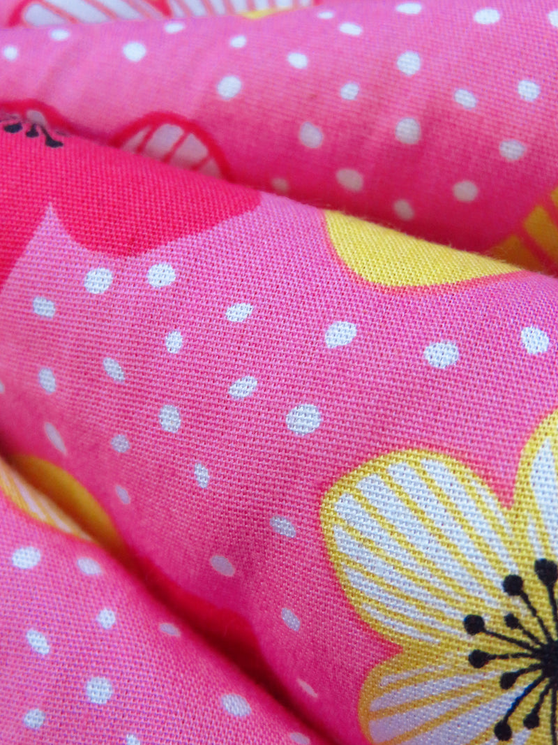 Magenta Pink/Rich Electric Blue/White/Bitter Lemon 100% Cotton Floral Dot Print Poplin Shirting 58W