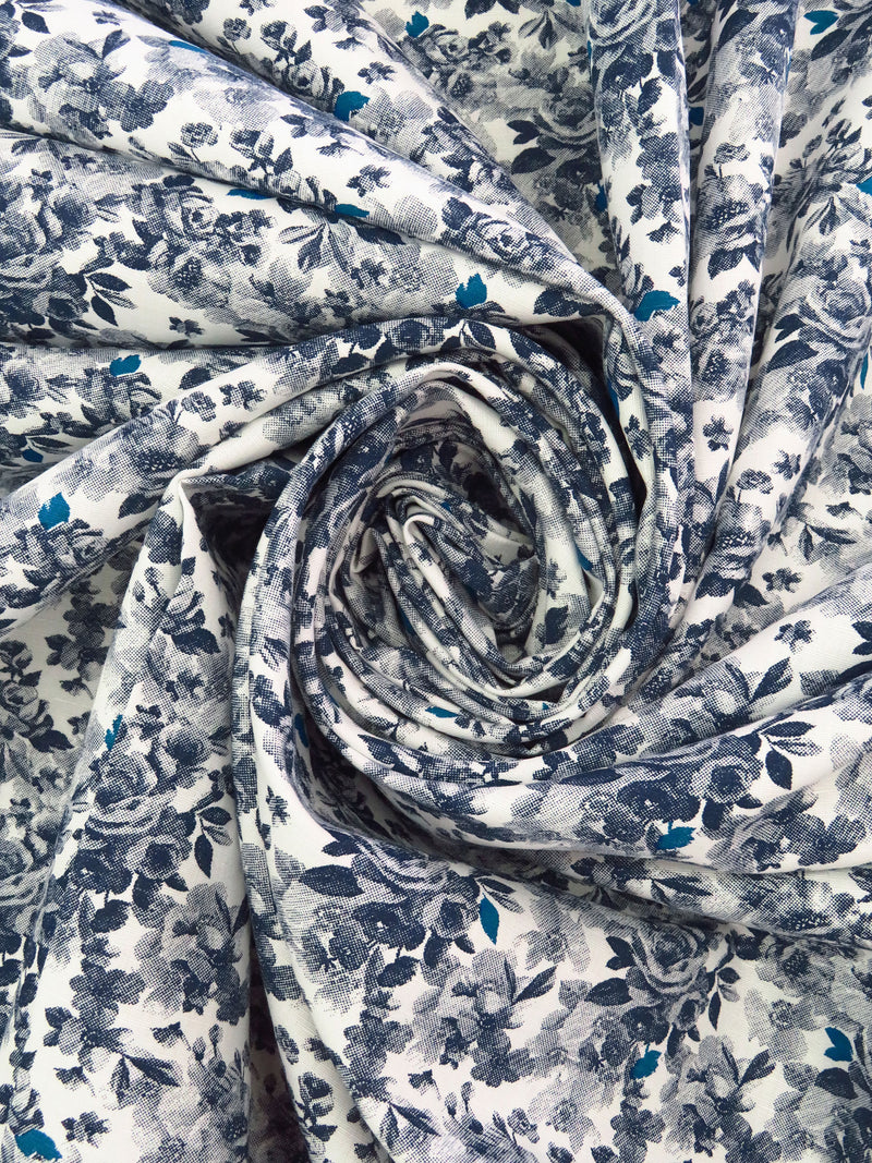 Navy Blue/White 100% Cotton Floral Print Poplin Shirting 61W