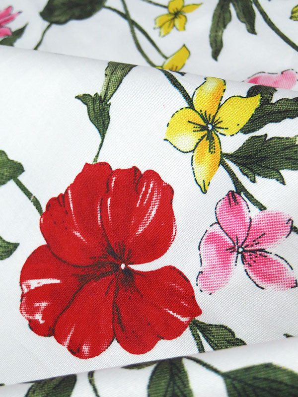 White/Atomic Red/Dandelion/Blush Pink 100% Cotton Floral Print Sateen Shirting 58W