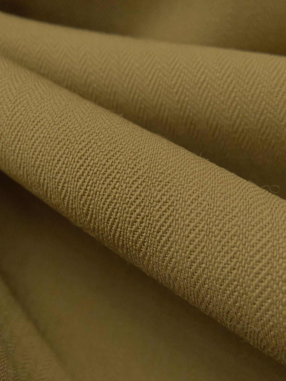 Coyote Brown 100% Wool Micro Herringbone Suiting 62W