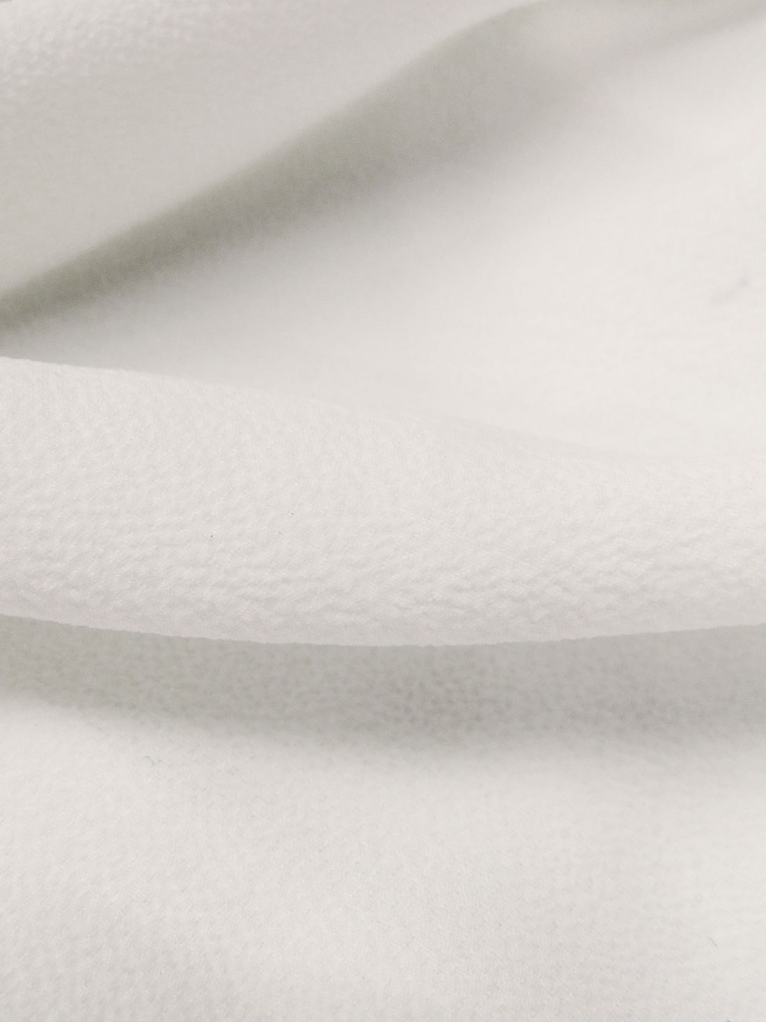 Warm White 100% Polyester Bubble Crepe 59W