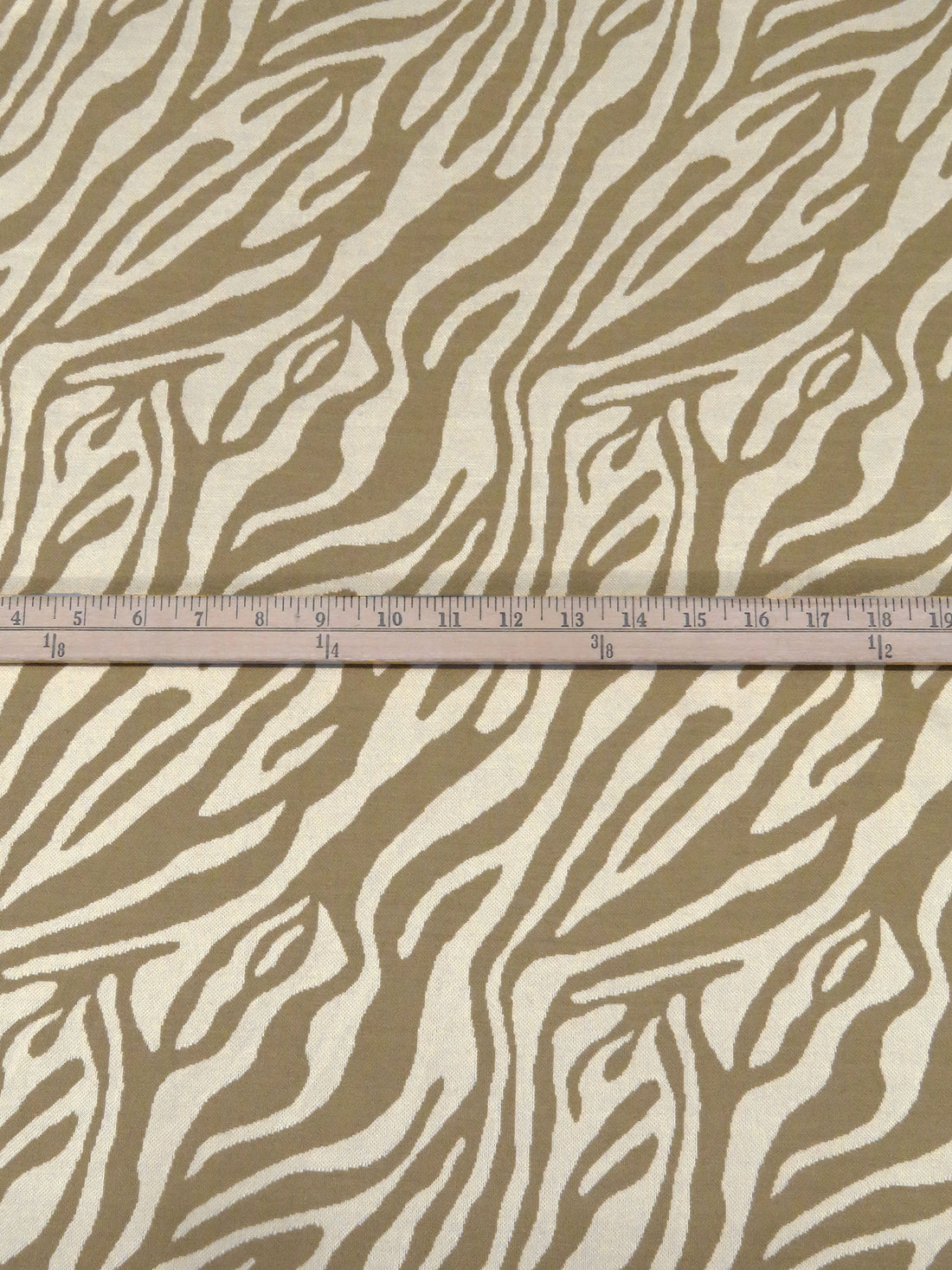 Creamy Tan/Sand Dune 100% Polyester Zebra Weave Jacquard Double Knit 58W