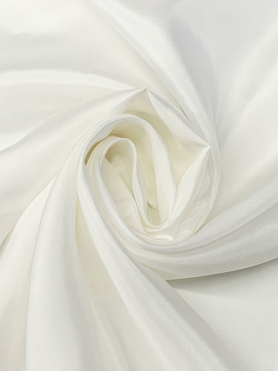 Alabaster 100% Silk Habotai - Black Halo - 43W