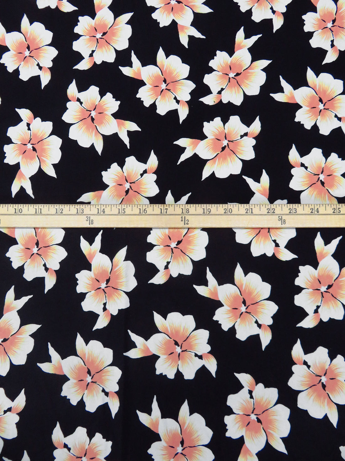 Black/White/Salmon/Flax Nylon/Lycra Tropical Floral Print Swim/Activewear Knit 58W